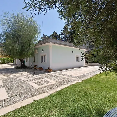 La Casa Nel Parco Дом отдыха