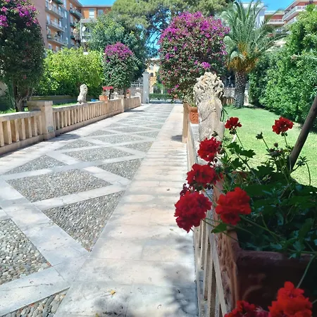 La Casa Nel Parco בית נופש *